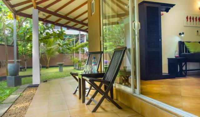 Ferienwohnung Sophie House Hikkaduwa Exterior foto