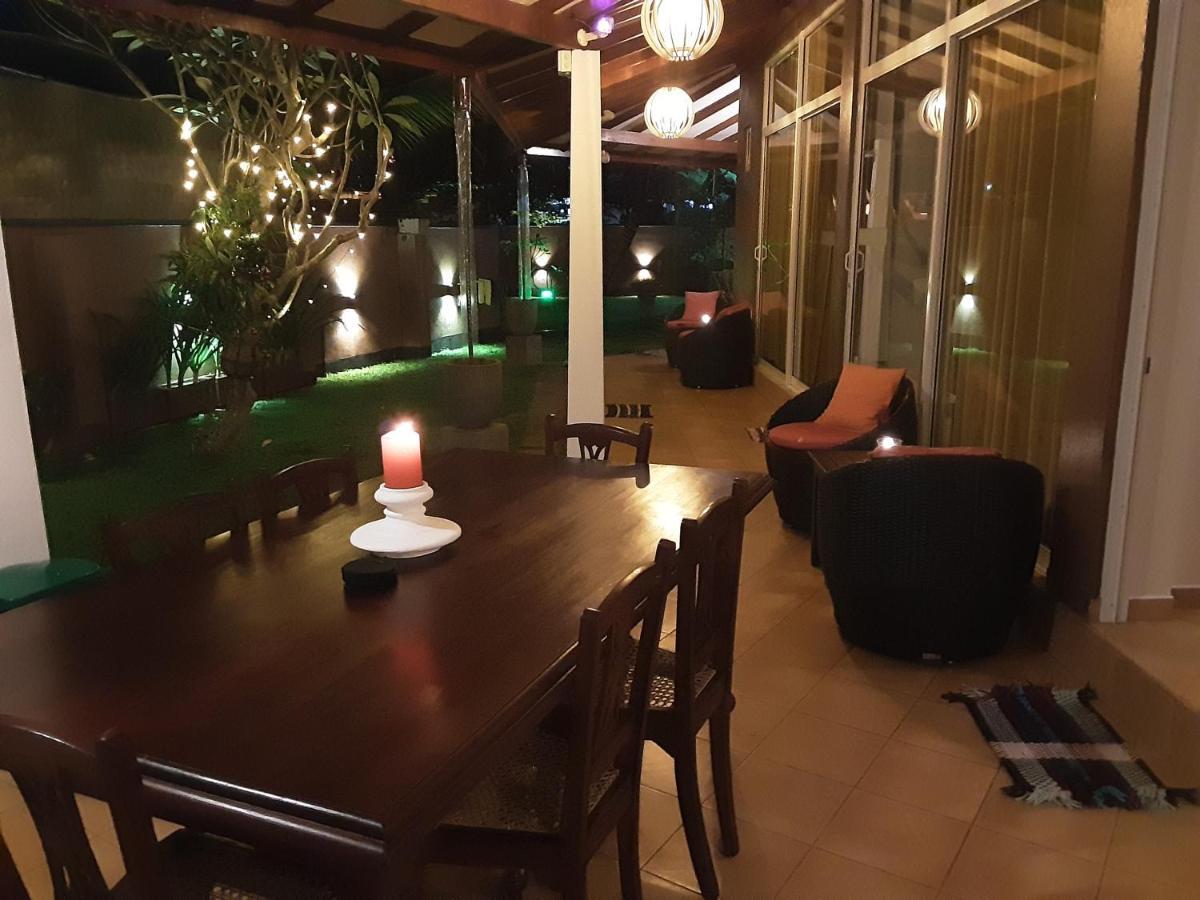Ferienwohnung Sophie House Hikkaduwa Exterior foto